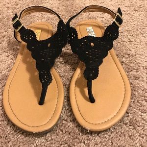 Qupid black lace sandals